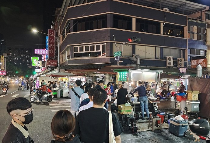 自強夜市美食