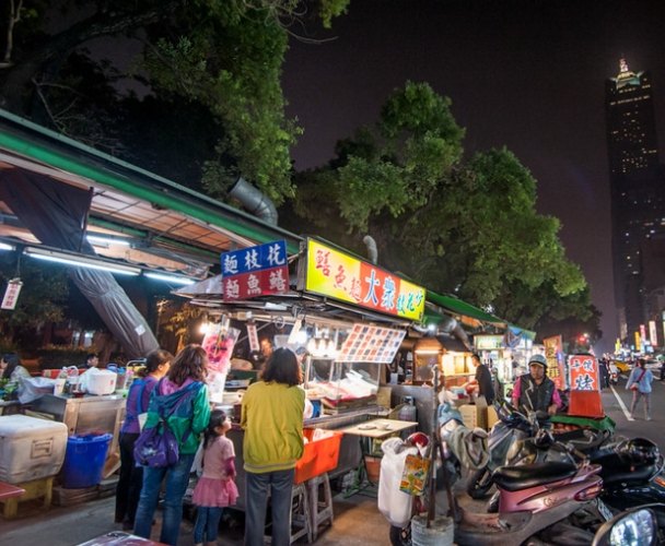 自強夜市美食